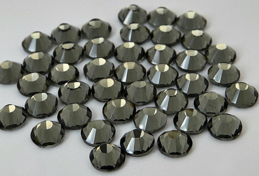 SS20 Black Diamond 12 Cut Flatback Rhinestones