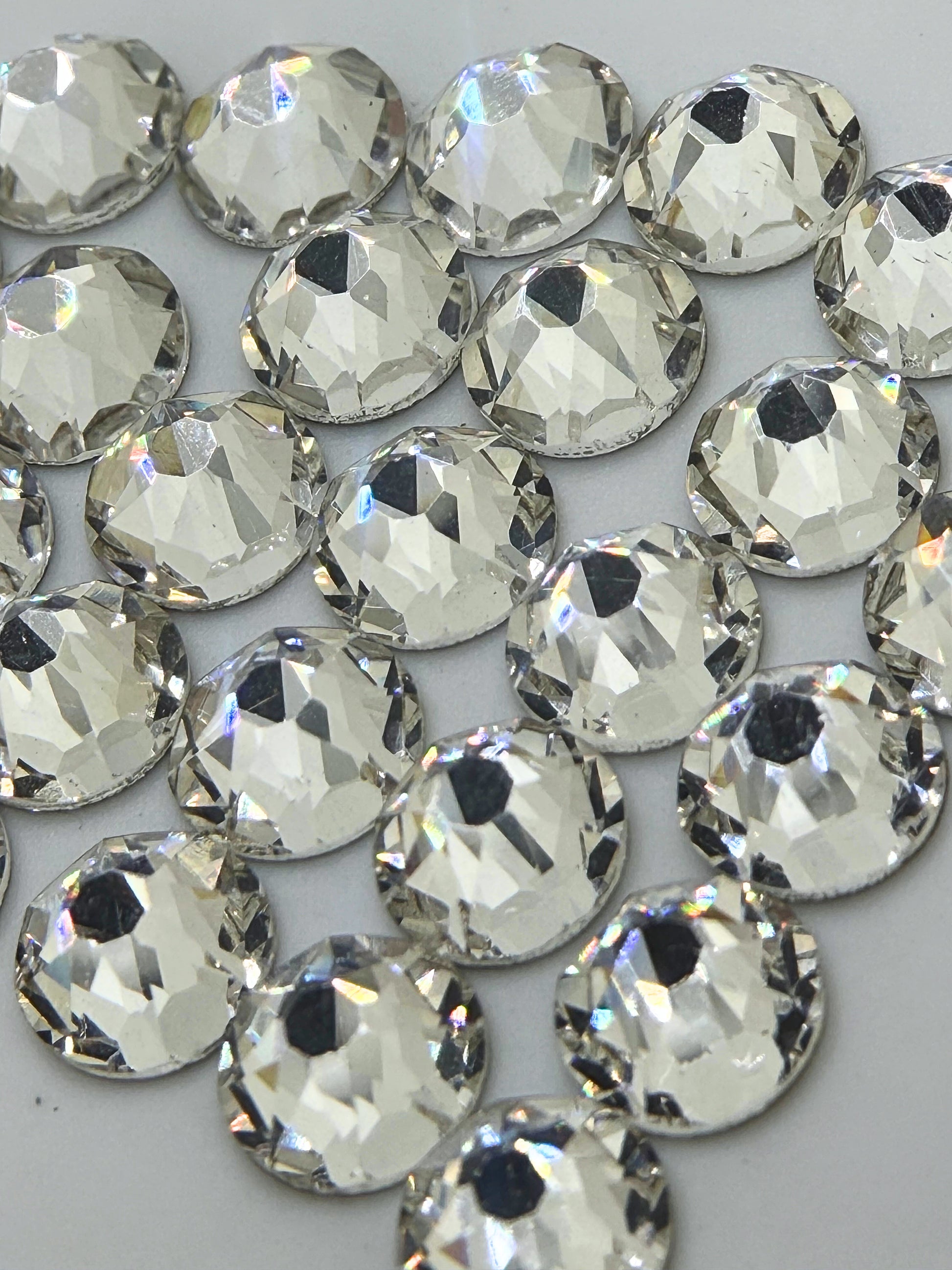 SS20 Crystal Flatback 12 Cut Rhinestone - Rhythm and Rhinestones