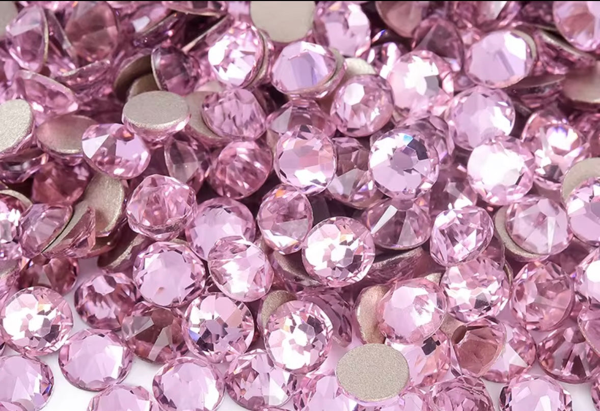 Light Pink Glass Flatback Round Rhinestone 16 Cut Facet