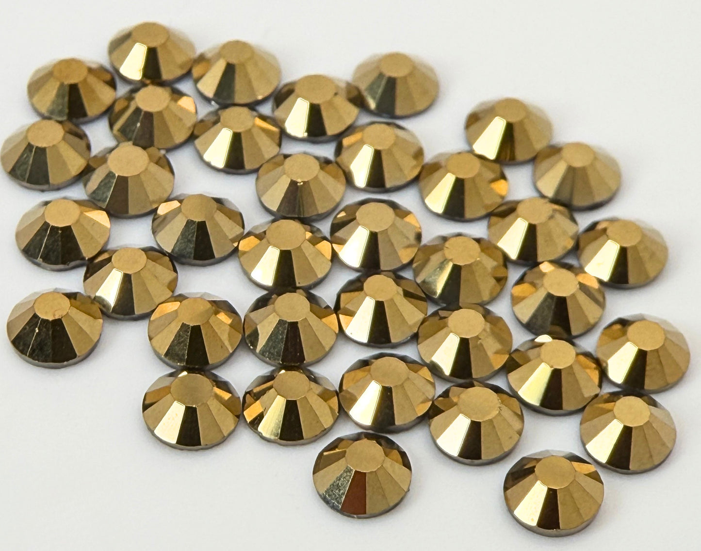 Mine Gold Glass Flatback Round Rhinestone 12 Cut Facet
